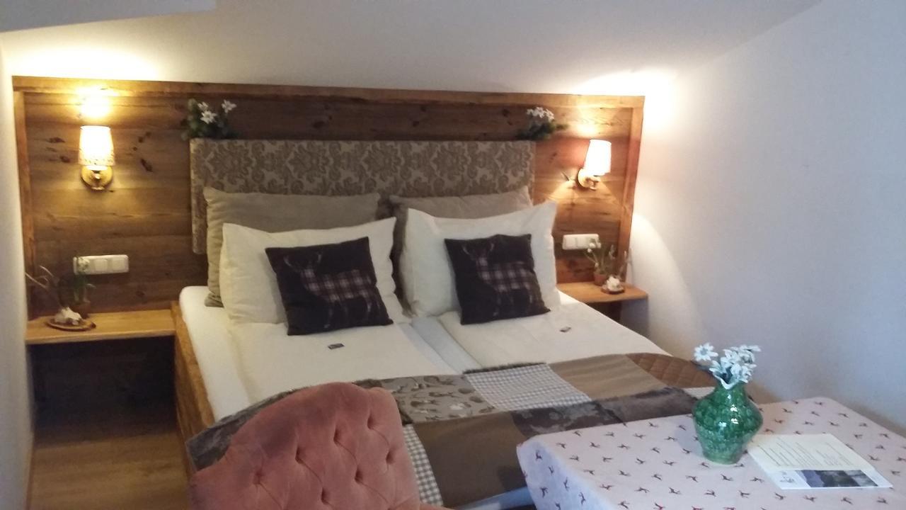 Bed and Breakfast Platzhirsch Zur Alten Wagnerei Gastehaus Sankt Wolfgang im Salzkammergut Экстерьер фото